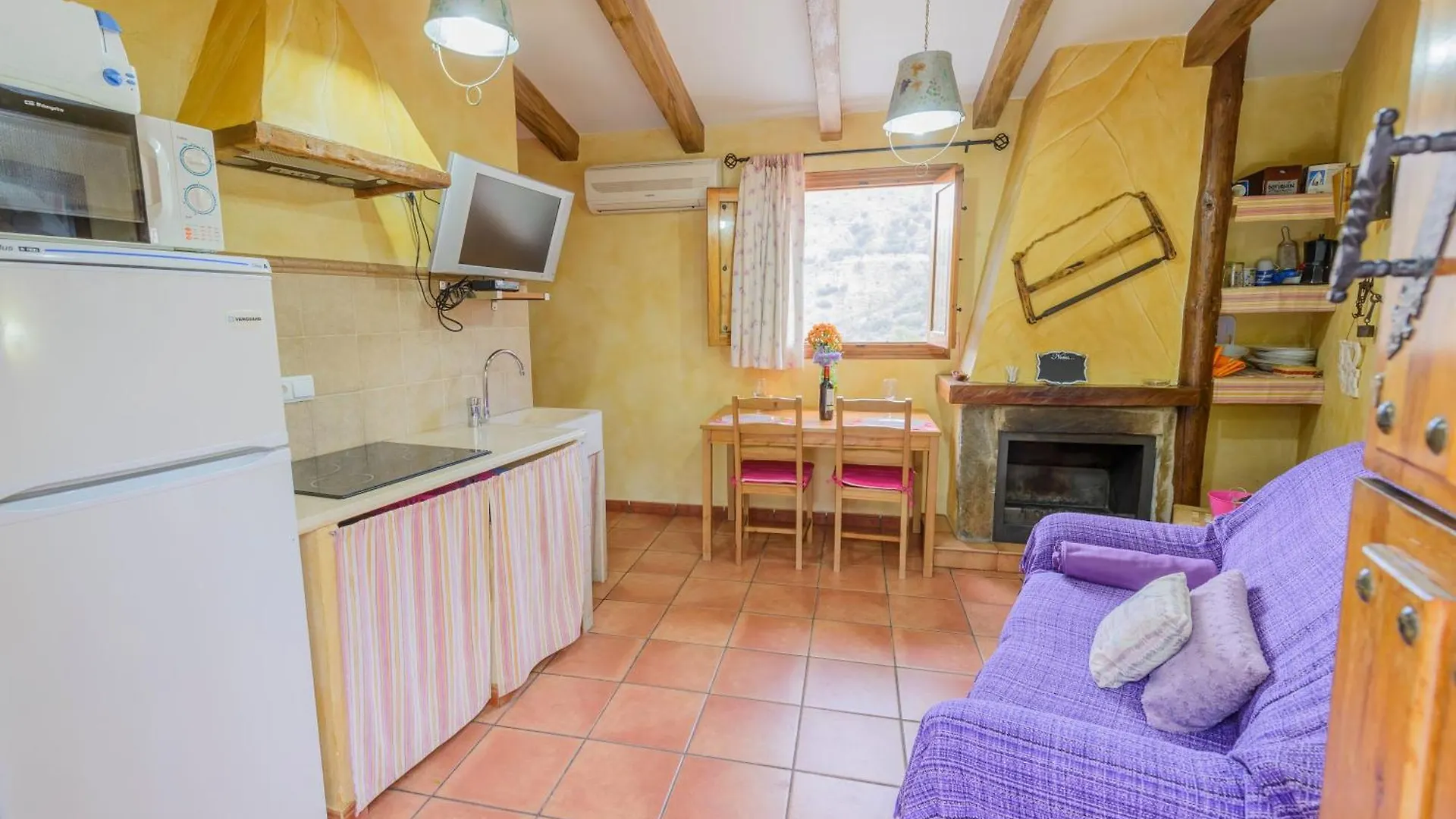 Ferienhaus Mirador Holiday home Laroya